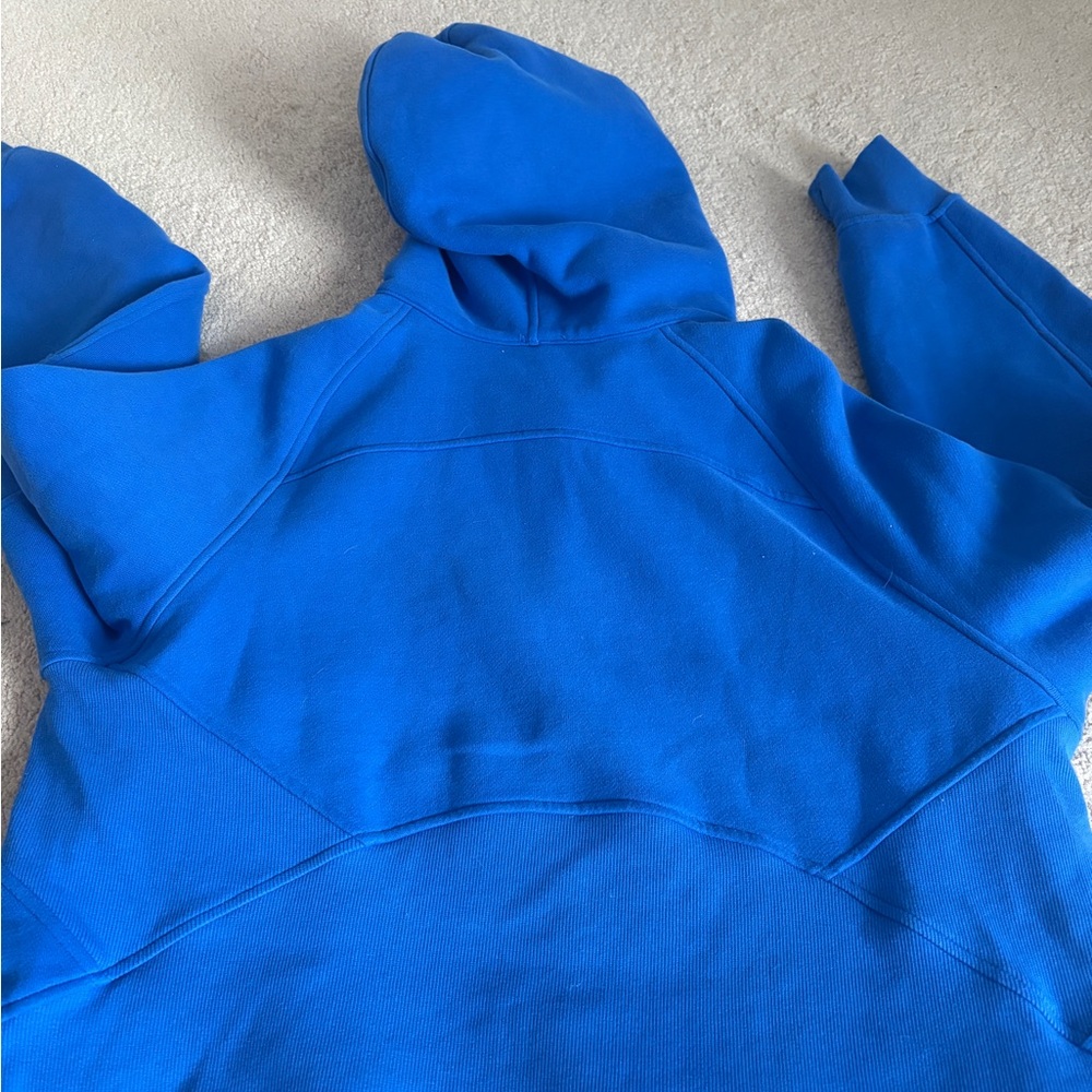 BLUE LULULEMON Scuba Half zip hoodie. Size medium/large, good as new! - Picture 4 of 4
